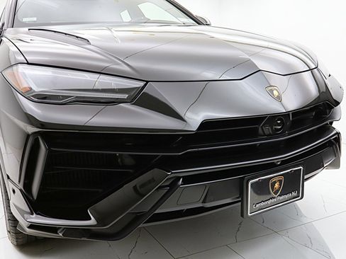 Used 2024 Lamborghini Urus S image 12