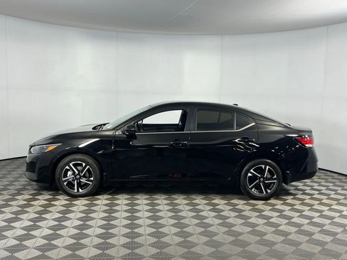 Used 2024 Nissan Sentra SV w/ All-Weather Package image 8