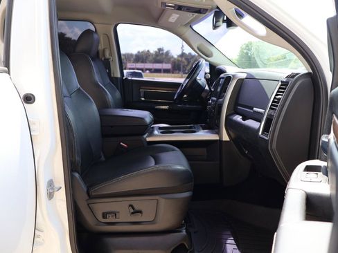 Used 2016 RAM 2500 Laramie w/ Convenience Group AWD/4WD image 10