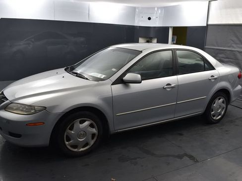 Used 2004 MAZDA MAZDA6 i FWD image 2