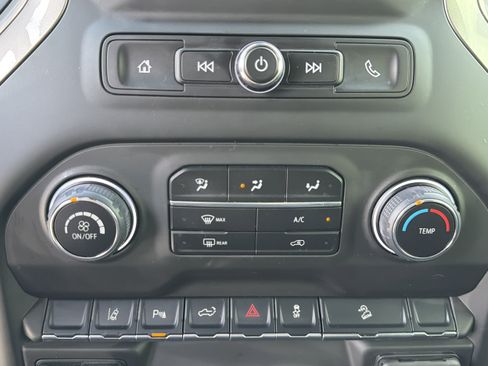 Used 2025 Chevrolet Silverado 2500 Custom w/ Custom Value Package AWD/4WD image 7