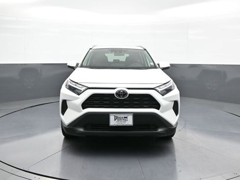 Certified 2022 Toyota RAV4 XLE image 2