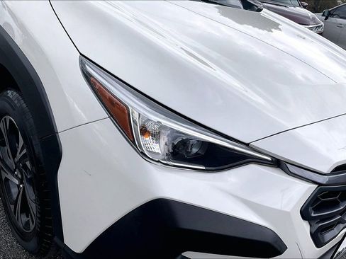 Certified 2024 Subaru Crosstrek 2.0i Premium AWD/4WD image 32