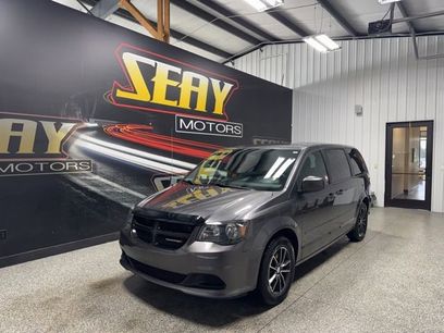 Used 2017 Dodge Grand Caravan SE