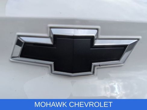 Used 2023 Chevrolet Bolt EUV LT w/ Driver Confidence Package FWD image 31