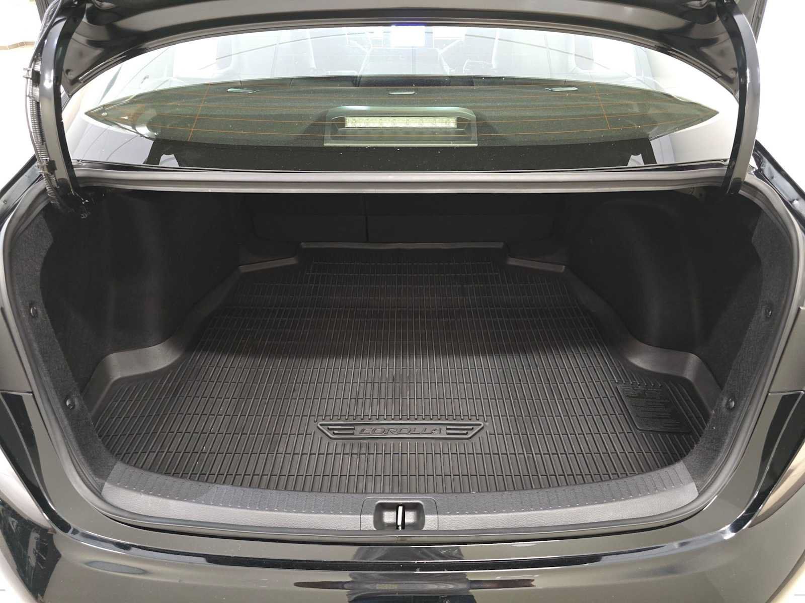 Certified 2024 Toyota Corolla XSE FWD image 31