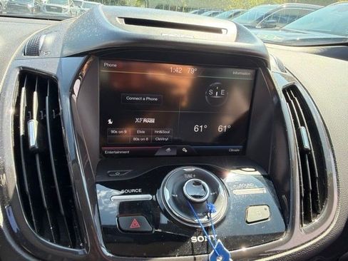 Used 2014 Ford Escape Titanium w/ Equipment Group 401A AWD/4WD image 14