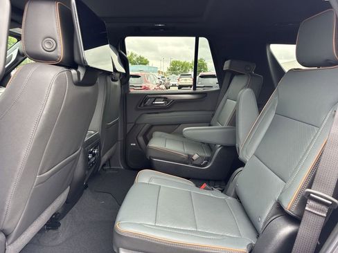 New 2026 GMC Yukon AT4 w/ AT4 Premium Plus Package AWD/4WD image 11