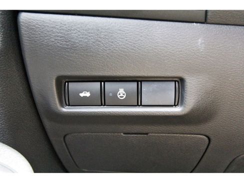 New 2026 Nissan Sentra SV w/ SV Convenience Package FWD image 14