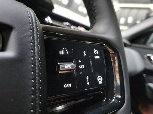 New 2026 Land Rover Range Rover Velar Dynamic SE image 16