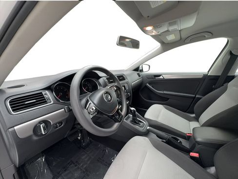 Used 2018 Volkswagen Jetta S FWD image 20