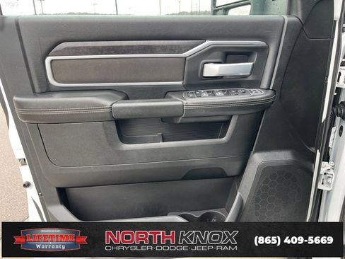 Used 2024 RAM 3500 Big Horn image 5