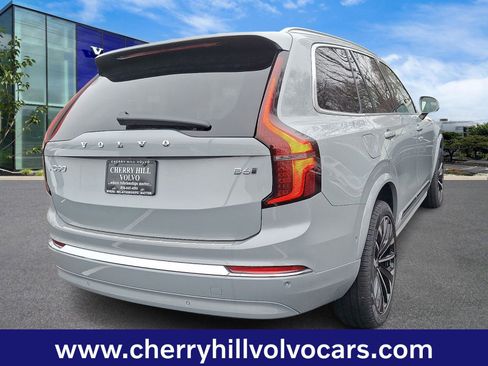 New 2026 Volvo XC90 B6 Plus w/ Protection Package Premier image 5