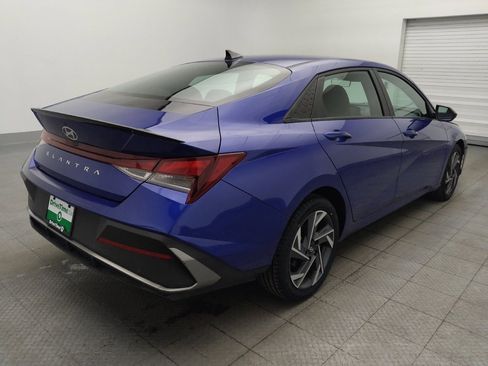 Used 2025 Hyundai Elantra Sport w/ Cargo Package image 9