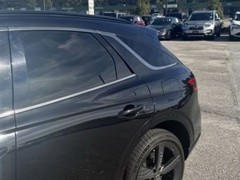 Used 2022 Genesis GV70 3.5T Sport w/ Sport Prestige Package image 4