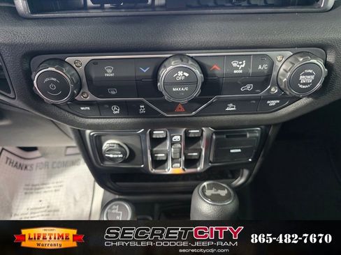 New 2026 Jeep Wrangler Unlimited Sport image 25