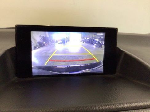 Used 2014 Lexus CT 200h FWD image 21