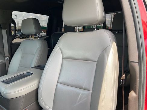 Used 2022 GMC Sierra 1500 SLT w/ SLT Premium Package AWD/4WD image 11