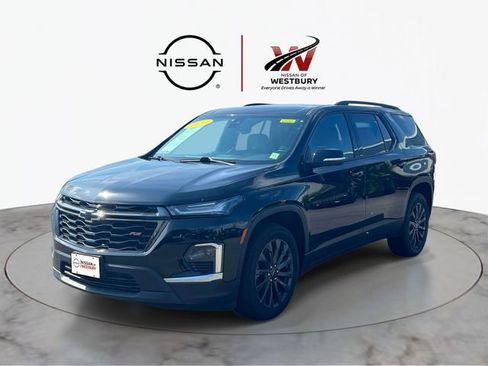 Used 2023 Chevrolet Traverse RS AWD/4WD image 4