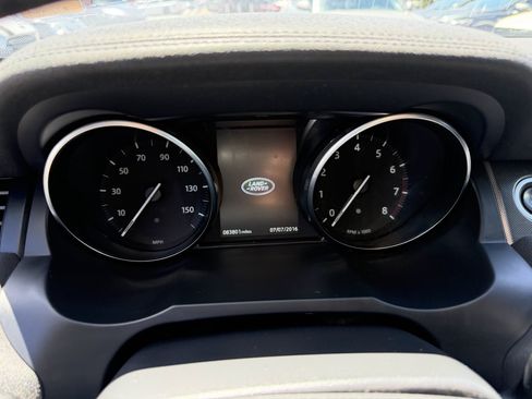Used 2018 Land Rover Range Rover Evoque SE AWD/4WD image 19