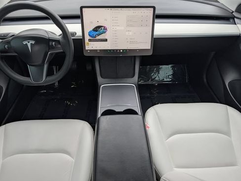 Used 2022 Tesla Model 3 Long Range AWD/4WD image 10