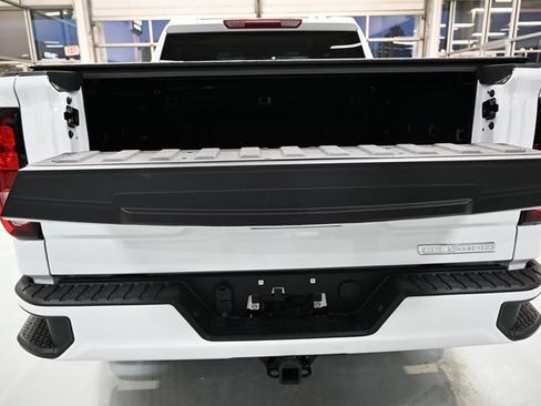 New 2026 GMC Sierra 1500 Elevation image 7