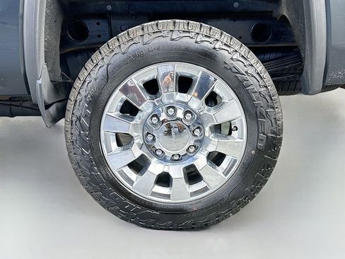 Used 2018 GMC Sierra 2500 Denali w/ Duramax Plus Package AWD/4WD image 33