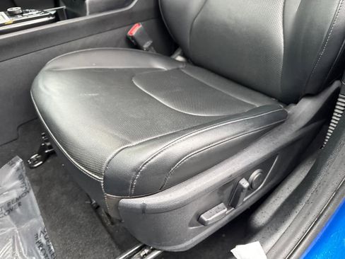 Used 2023 Kia Sportage EX image 16