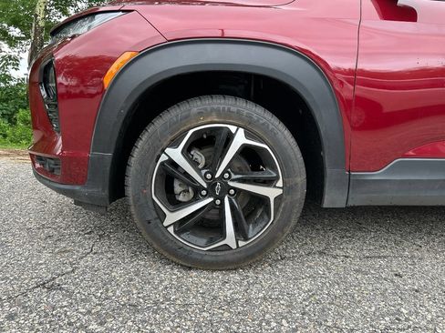 Used 2023 Chevrolet TrailBlazer RS w/ Convenience Package AWD/4WD image 10