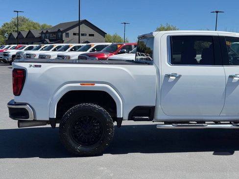 Used 2020 GMC Sierra 2500 SLT w/ Driver Alert Package I AWD/4WD image 10