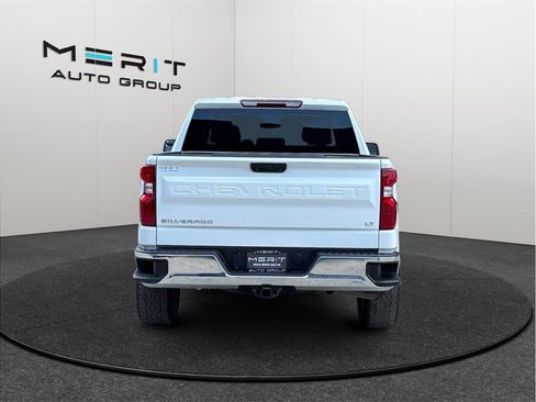 Used 2023 Chevrolet Silverado 1500 LT AWD/4WD image 8