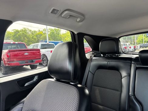 Used 2024 Ford Escape SE FWD image 86