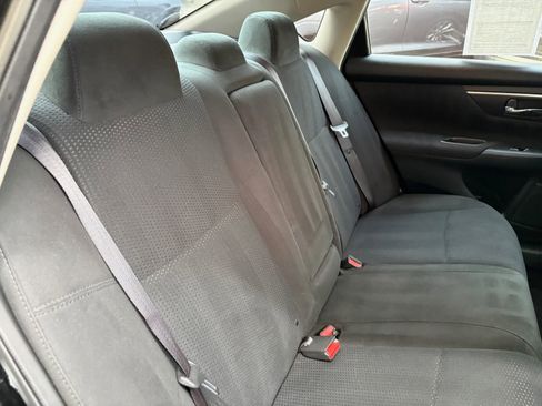 Used 2015 Nissan Altima 2.5 S w/ Power Driver Seat Package FWD image 21