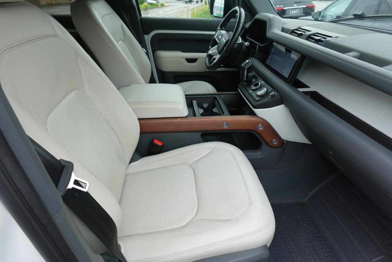 Used 2023 Land Rover Defender 110 SE AWD/4WD image 9