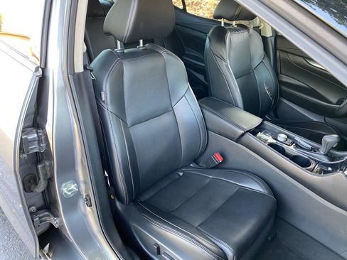 Used 2022 Nissan Maxima SV w/ Floor Mat Group FWD image 48