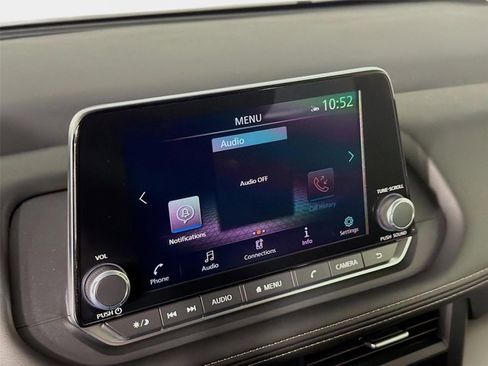 Certified 2026 Nissan Rogue SV FWD image 15