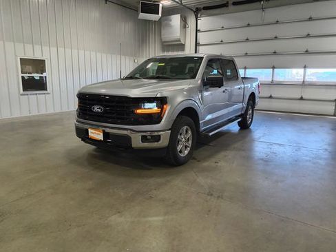 Used 2024 Ford F150 XLT AWD/4WD image 4