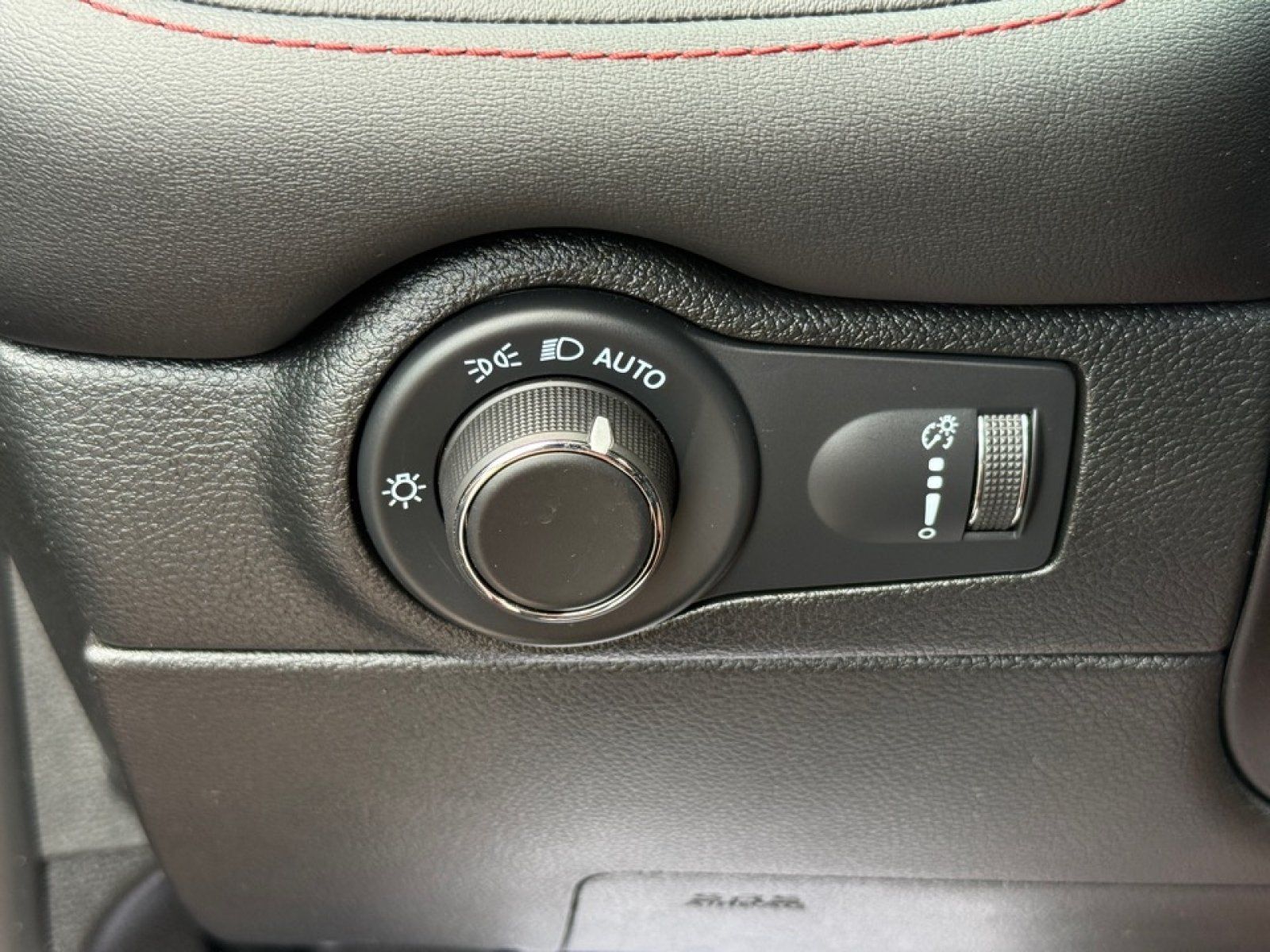 Used 2024 Dodge Durango Citadel AWD/4WD image 38