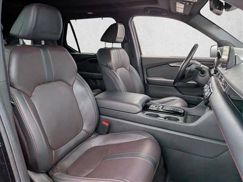 Used 2025 Honda Pilot Black Edition image 20