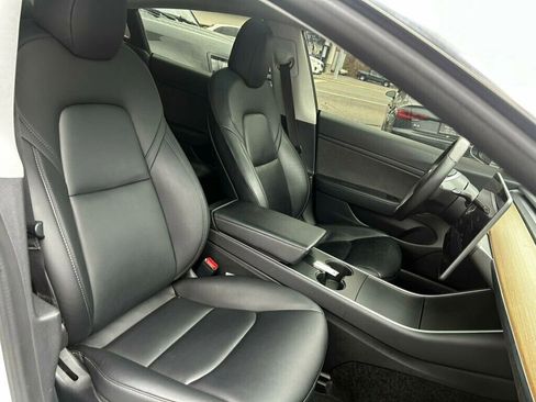 Used 2020 Tesla Model 3 image 22