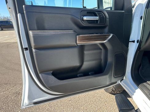 Used 2020 Chevrolet Silverado 2500 LT w/ Convenience Package AWD/4WD image 36