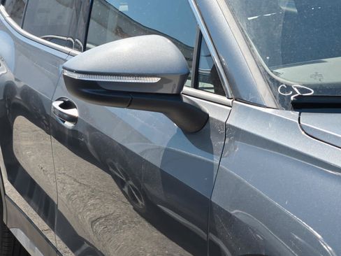 New 2026 Volkswagen Tiguan SE AWD/4WD image 3