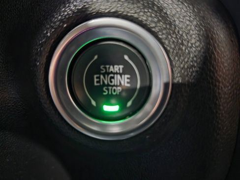 Used 2021 GMC Sierra 1500 Elevation image 44