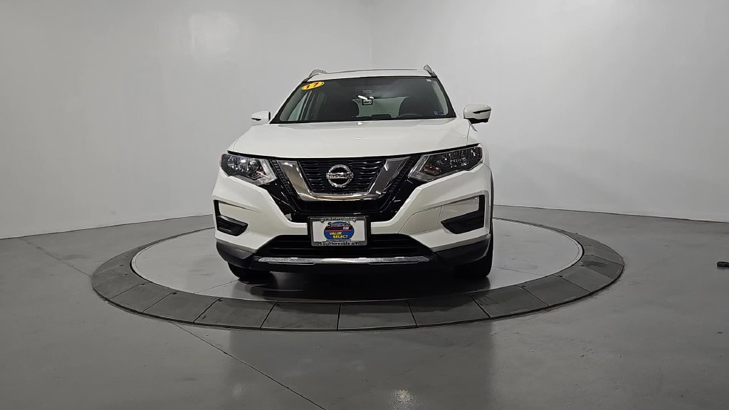 Used 2017 Nissan Rogue SV AWD/4WD image 9