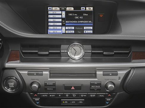 Used 2014 Lexus ES 350 w/ Luxury Package FWD image 9