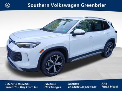 New 2025 Volkswagen Tiguan SE
