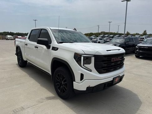 Used 2025 GMC Sierra 1500 Pro w/ Graphite Edition AWD/4WD image 1
