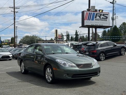 Used 2005 Lexus ES 330 w/ Preferred Accessory Pkg FWD image 7