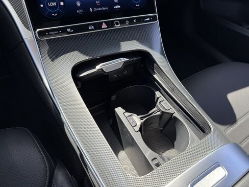 New 2025 Mercedes-Benz C 300 Sedan image 17
