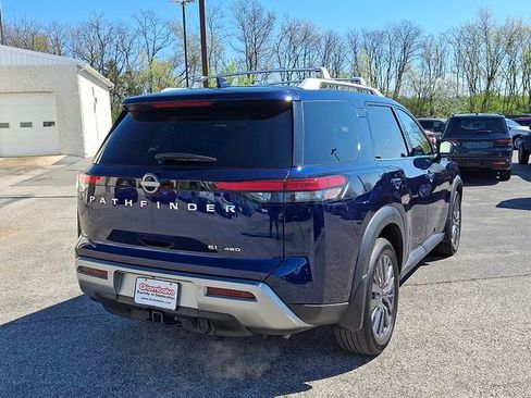 Used 2023 Nissan Pathfinder SL w/ SL Premium Package AWD/4WD image 10